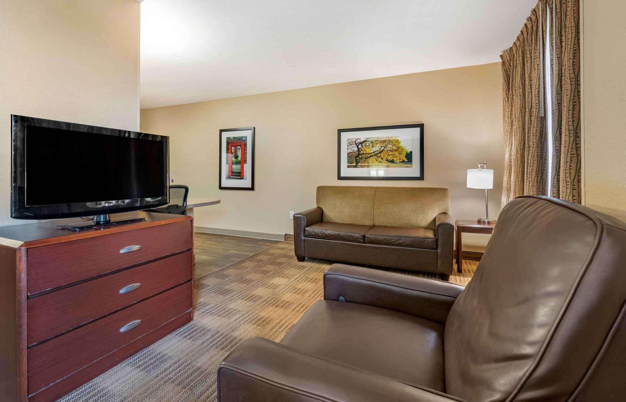 Extended Stay America Suites - Orlando - Southpark - Commodity Circle Oak Ridge Dış mekan fotoğraf