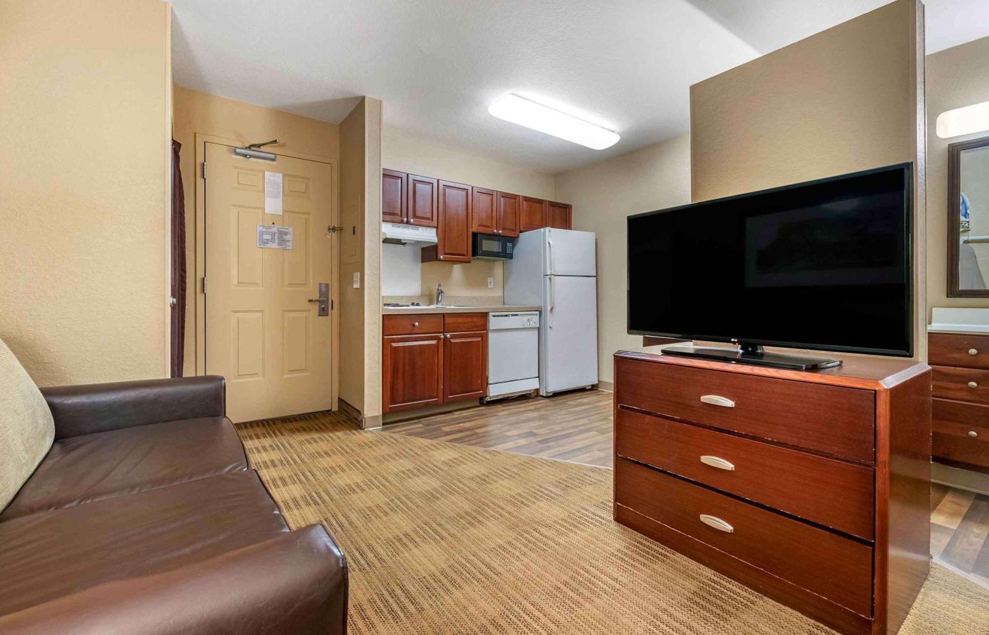 Extended Stay America Suites - Orlando - Southpark - Commodity Circle Oak Ridge Dış mekan fotoğraf